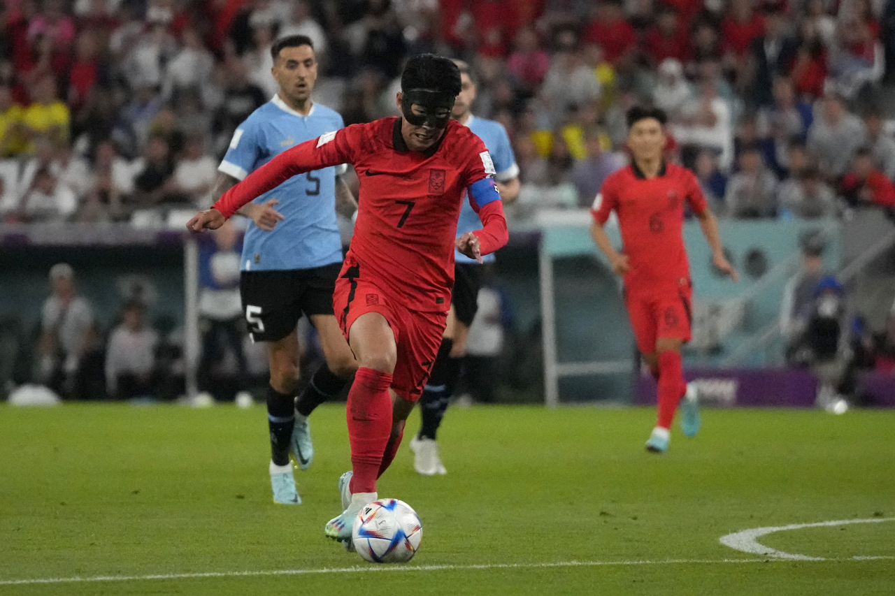 South Korea holds Uruguay to a 0-0 tie - The Korea Herald