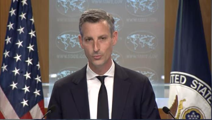 State Department Press Secretary Ned Price is seen answering questions during a daily press briefing at the department in Washington on Thursday in this image captured from the department's website. (Yonhap)