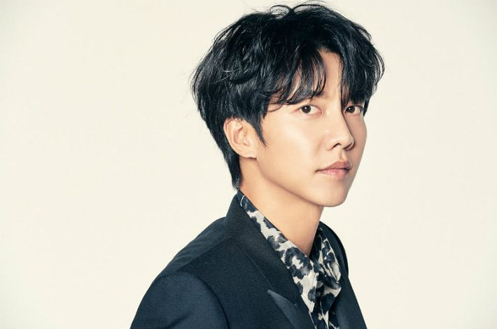 Singer and actor Lee Seung-gi (Hook Entertainment)