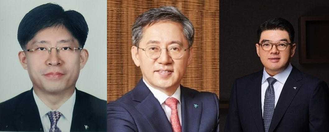 From right: Hana Financial Group Vice Chairmen Lee Eun-hyung, Park Sung-ho and Kang Seong-muk (Hana Financial Group)