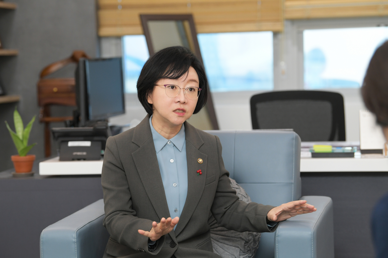 Minister of Food and Drug Safety Oh Yu-Kyoung speaks to The Korea Herald at her office in Osong, North Chungcheong Province, during an interview. (Ministry of Food and Drug Safety)