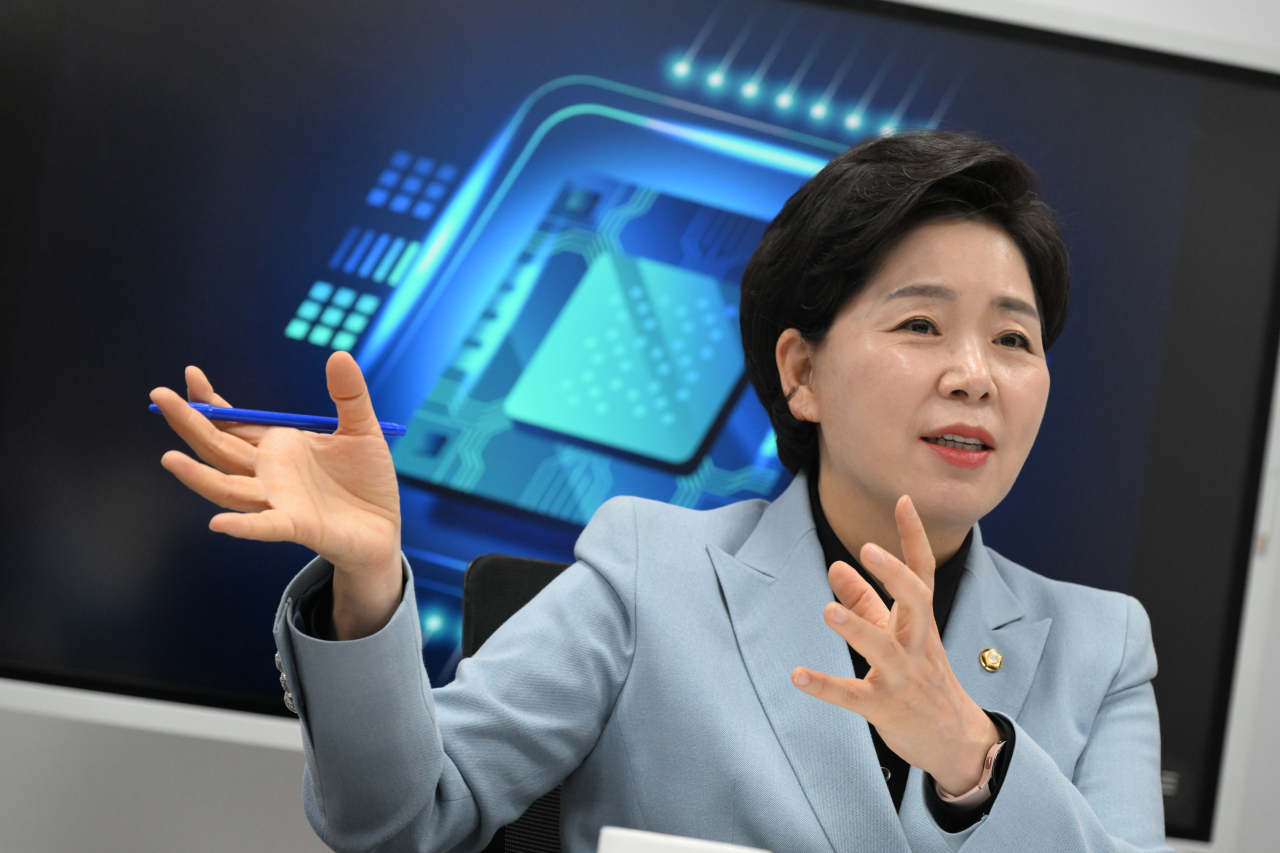 Rep. Yang Hyang-ja, head of the ruling People Power Party's special committee on semiconductors, speaks to The Korea Herald at her office in Yeouido, central Seoul, on Dec. 29. (Im Se-jun/The Korea Herald)