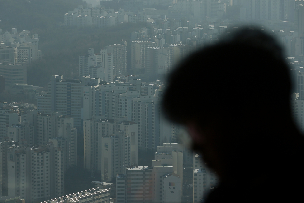 View of Seoul from 63 Square in Yeouido, western Seoul on Dec. 30. (Yonhap)