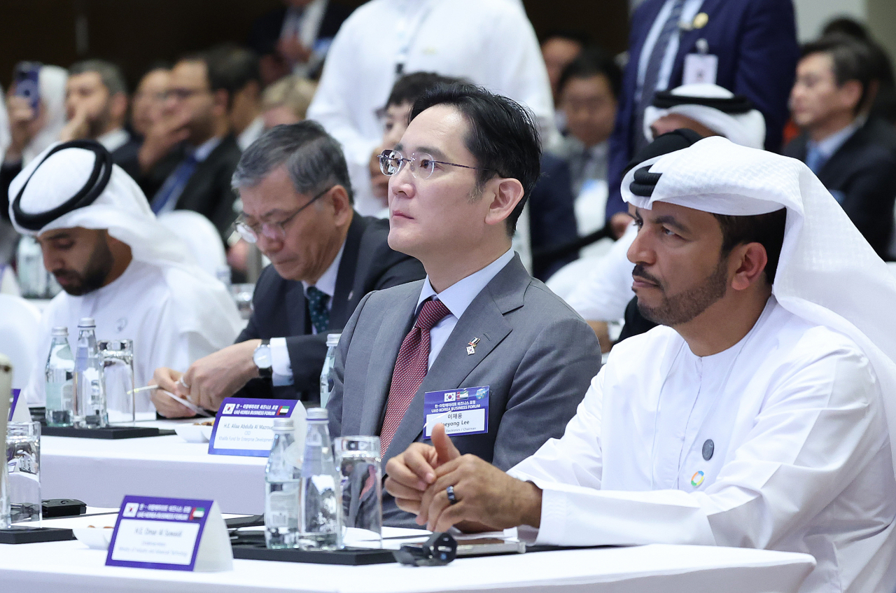 Samsung Electronics Executive Chairman Lee Jae-yong attends the UAE-Korea Business Forum held in Abu Dhabi of the United Arab Emirates on Tuesday. (Yonhap)