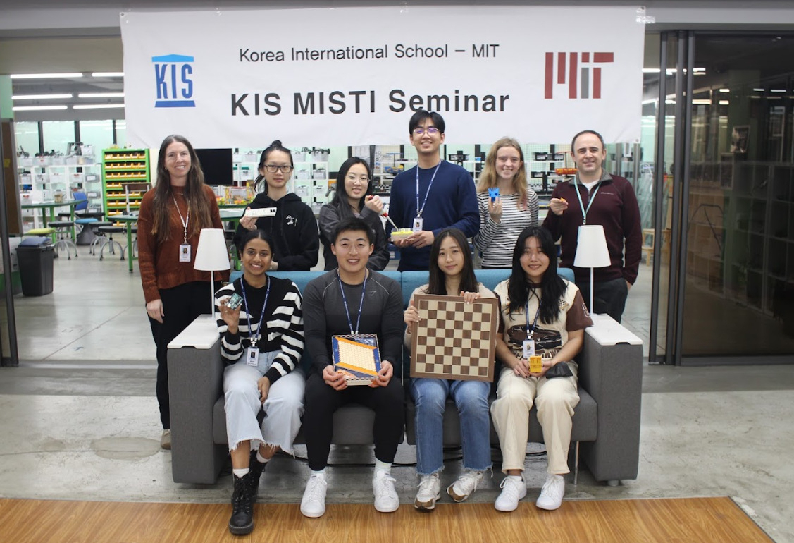 KIS students attend MISTI workshop held in Bundang, Gyeonggi Province, last month. (Courtesy of KIS)