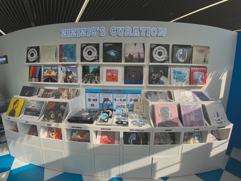 Vinyl & Plastic, a record shop operated by Hyundai Card. (Choi Jae-hee/ The Korea Herald)
