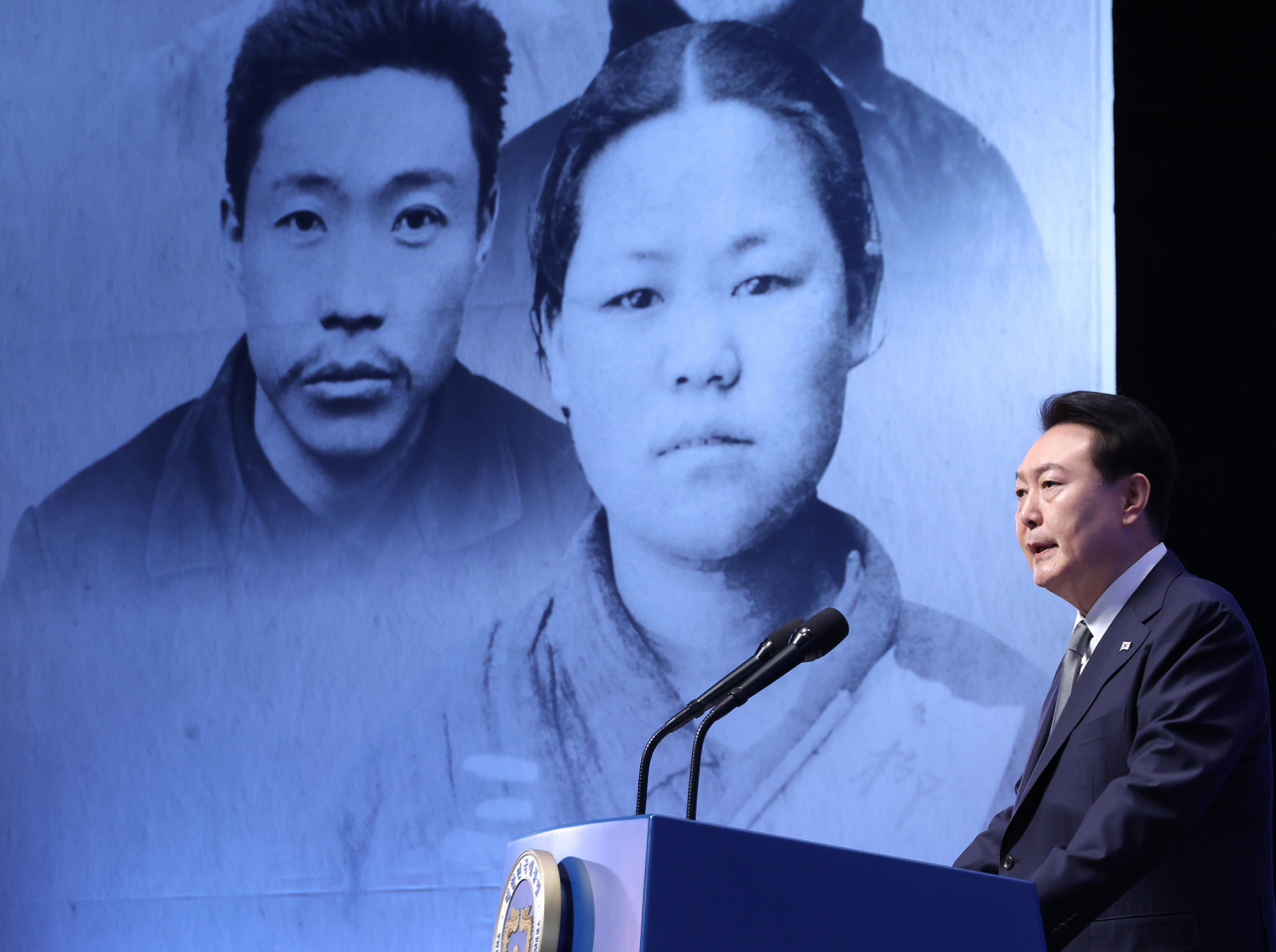 President Yoon Suk Yeol gives a commemorative speech at the 104th anniversary of the March 1 Independence Movement Day held at the Yu Gwan-sun Memorial Hall in Jung-gu, Seoul, on March 1. (Yonhap)