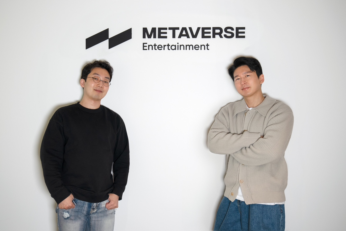 Netmarble's subsidiary Metaverse Entertainment's technical director Kang Sung-ku (left) and art director Ahn Sung-won (Metaverse Entertainment)