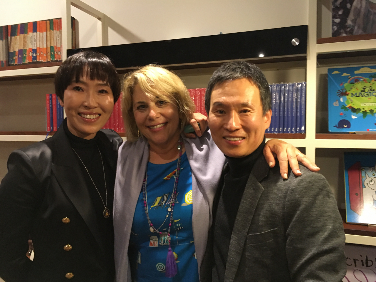 Barbara Zitwer (center) and Korean writers Jeong You-jeong (left) and J. M. Lee (Barbara J. Zitwer Agency)