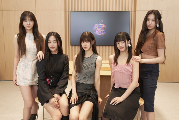 NewJeans at Apple Gangnam store on Wednesday to introduce their collaboration with Apple (Apple)