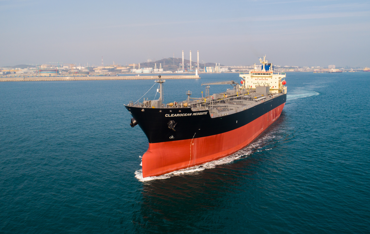 Hyundai Mipo Dockyard's 50,000-ton product carrier, a type of oil tanker ship (Hyundai Mipo Dockyard)