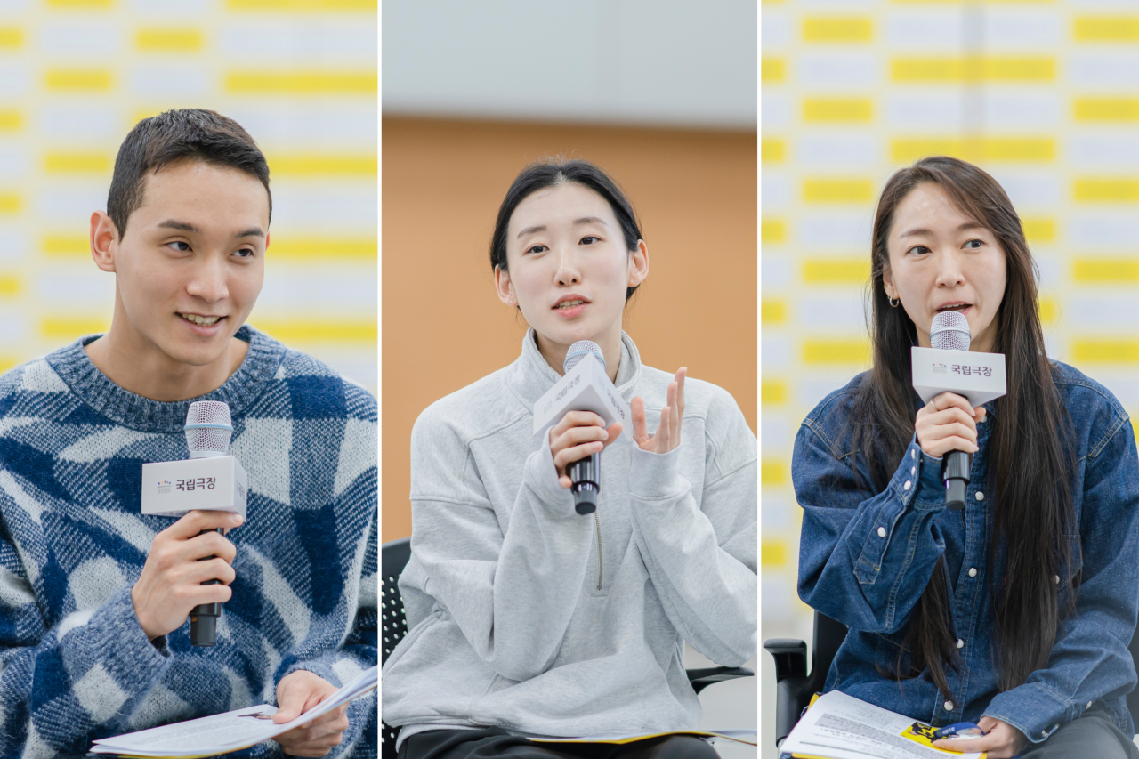 From left: Dancer-choreographers Choi Ho-jong, Park So-young and Jung Bo-kyung speak after a rehearsal at the National Theater of Korea on Thursday. (National Dance Company of Korea)