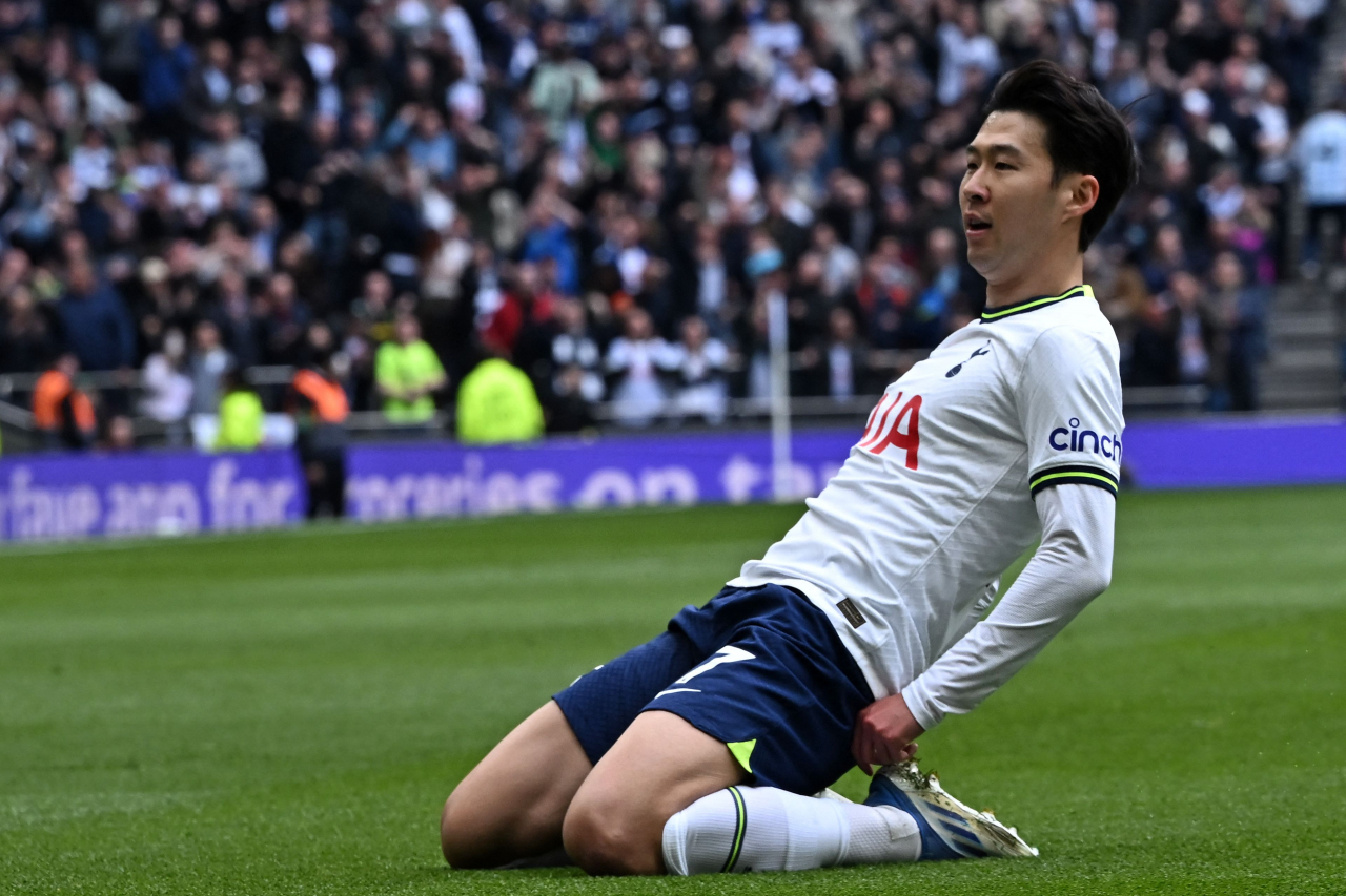 Son Heung-min of Tottenham Hotspur celebrates his goal against Brighton & Hove Albion during the clubs' Premier League match at Tottenham Hotspur Stadium in London on Saturday. (AP-Yonhap)
