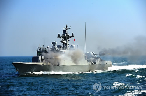 S. Korea fires warning shots after N. Korean patrol boat crosses maritime border