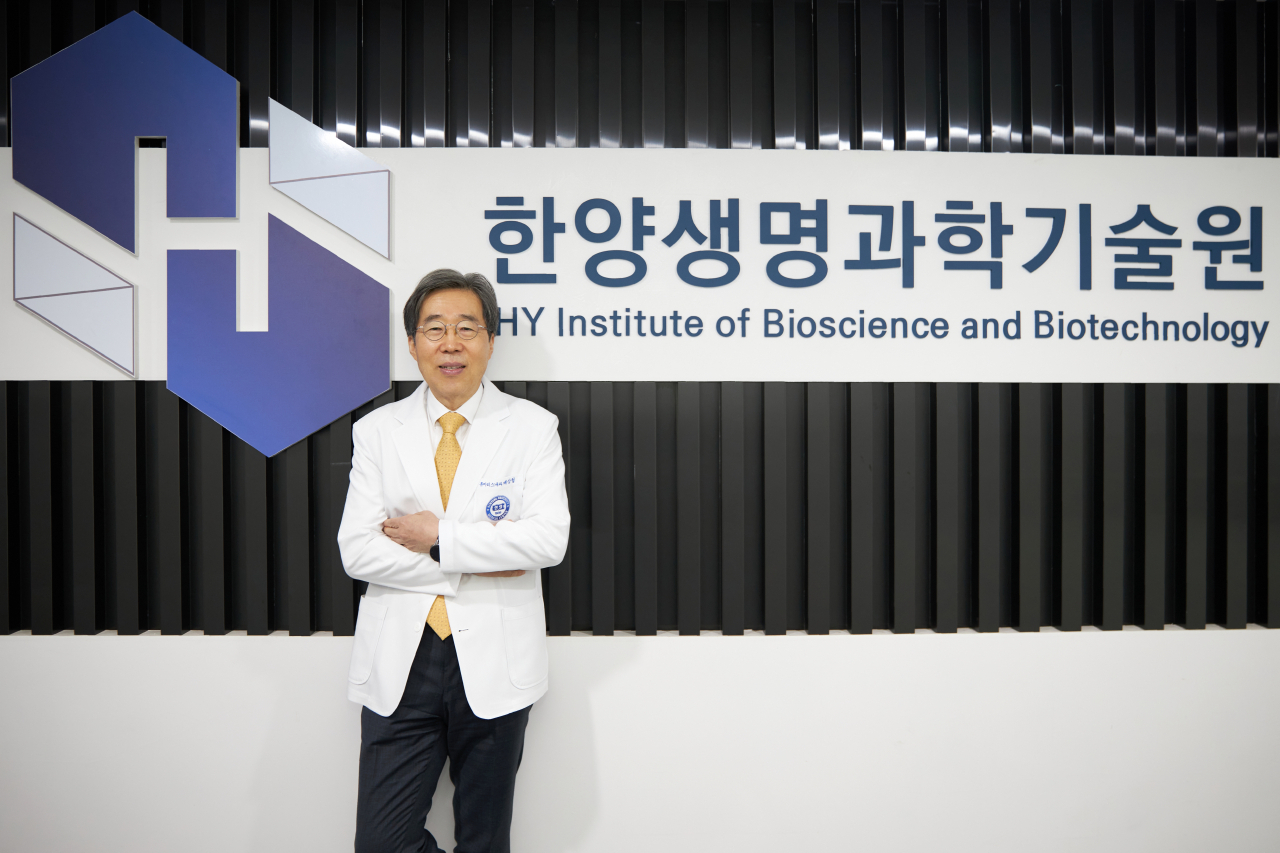 Dr. Bae Sang-cheol poses in front of Hangyang University Institute of Bioscience and Biotechnology in Seoul. (Courtesy of Hanyang University Hospital for Rheumatic Diseases)