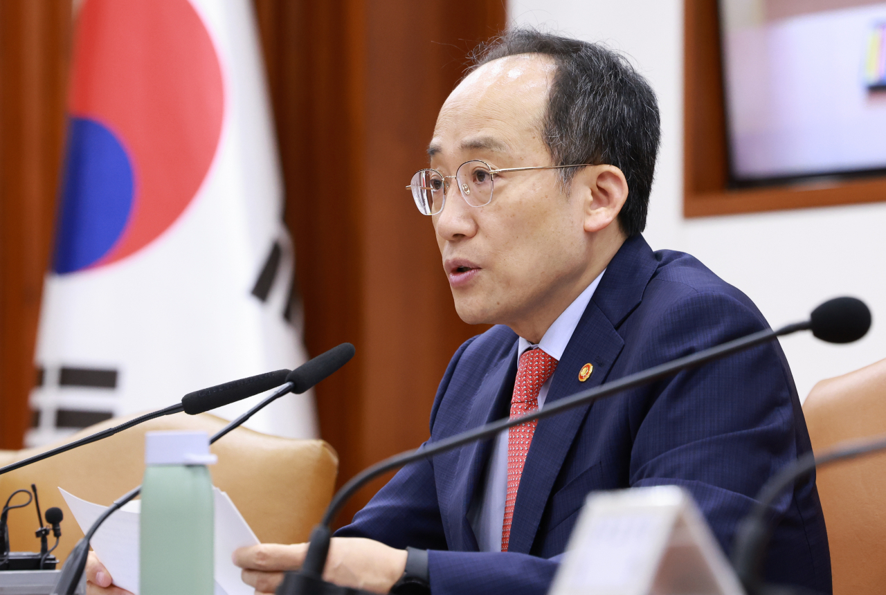 Finance Minister Choo Kyung-ho speaks during a meeting with economy-related ministers held in Seoul on Monday. (Ministry of Economy and Finance)