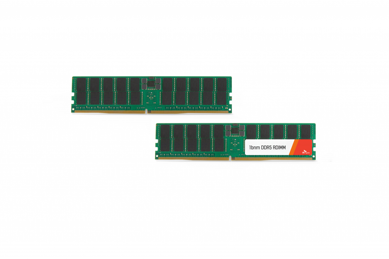 SK hynix's fifth-generation DDR5 DRAM chips (SK hynix)