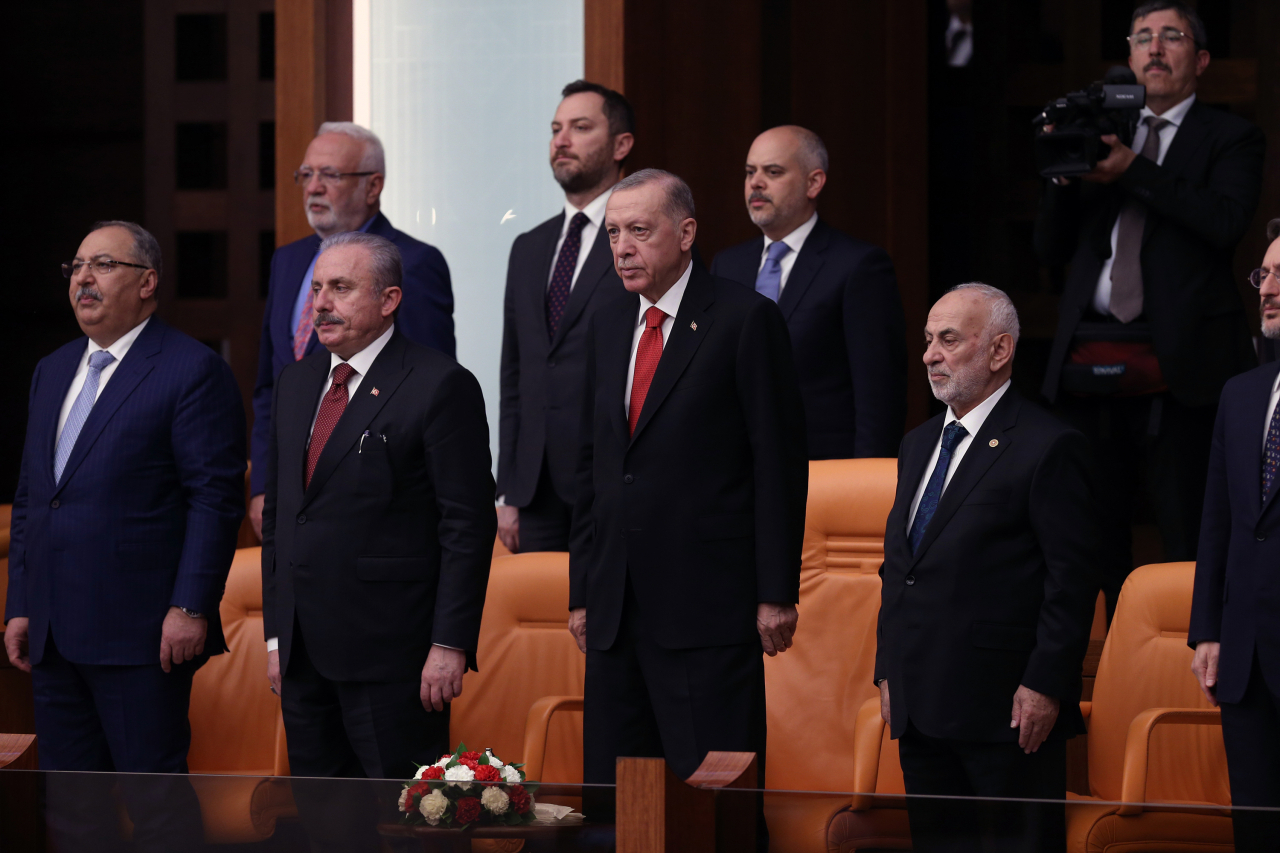 Turkish President Recep Tayyip Erdogan (third from left) attends the oath-taking ceremony of the Grand National Assembly of T¨¹rkiye in Ankara, Turkiye, Friday. (Xinhua-Yonhap)