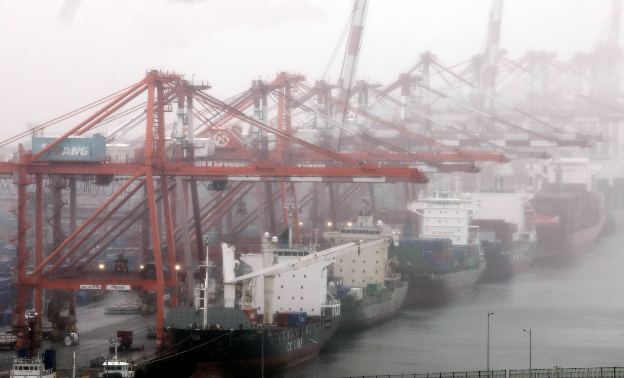 Cargo processed at South Korea's largest port of Busan on Thursday. (Yonhap)