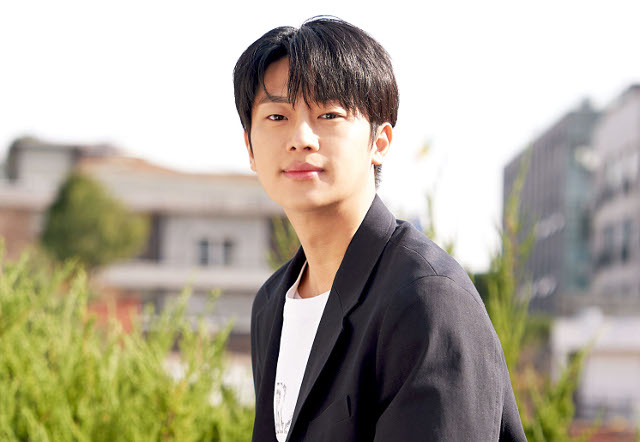 Actor Lee Shin-young (Barunson EA)