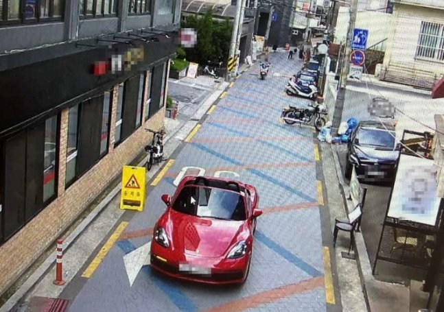 An image capture of a rented vehicle the suspect allegedly drove (Busan Haeundae Police Station)