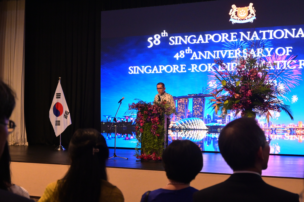 Singapore’s Ambassador to South Korea Eric Teo delivers remarks at Singapore National Day event at the Grand Hyatt Seoul in Yongsan-gu, Seoul on Friday.(Sanjay Kumar/The Korea Herald)