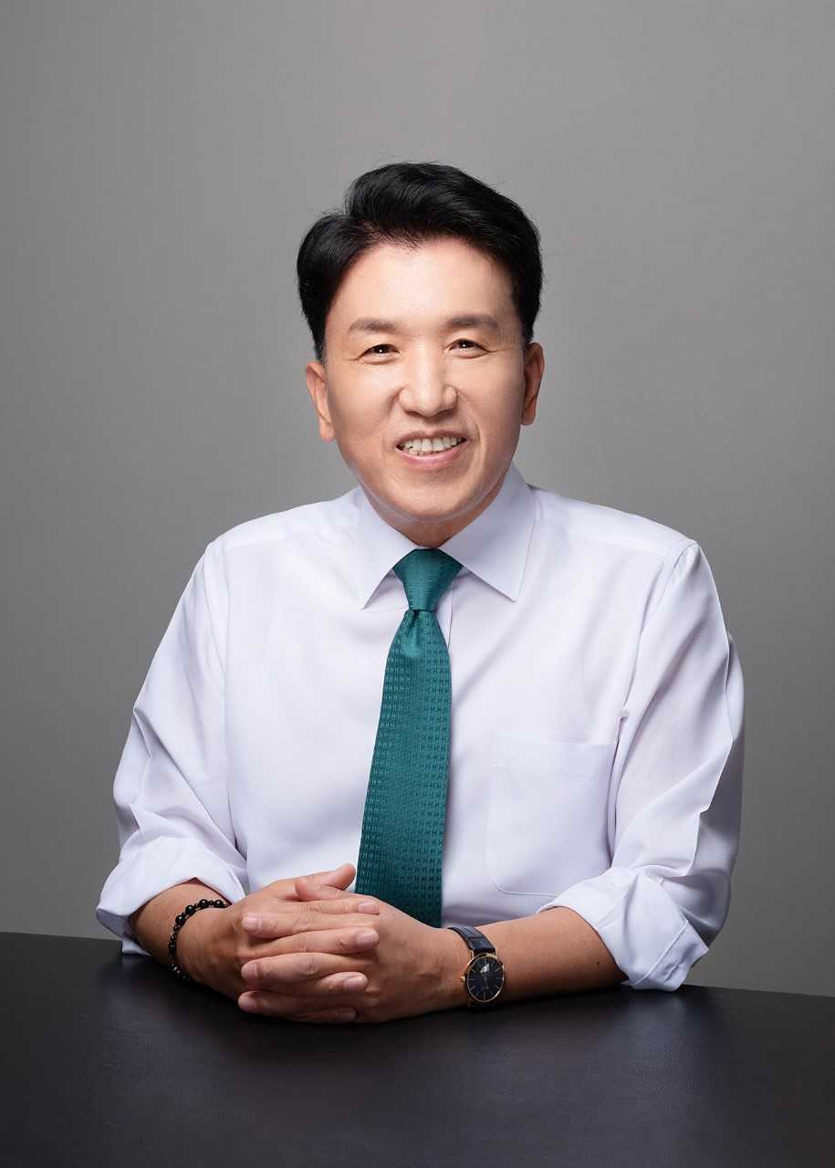 Hana Financial Group Chairman Ham Young-joo (Hana Financial Group)