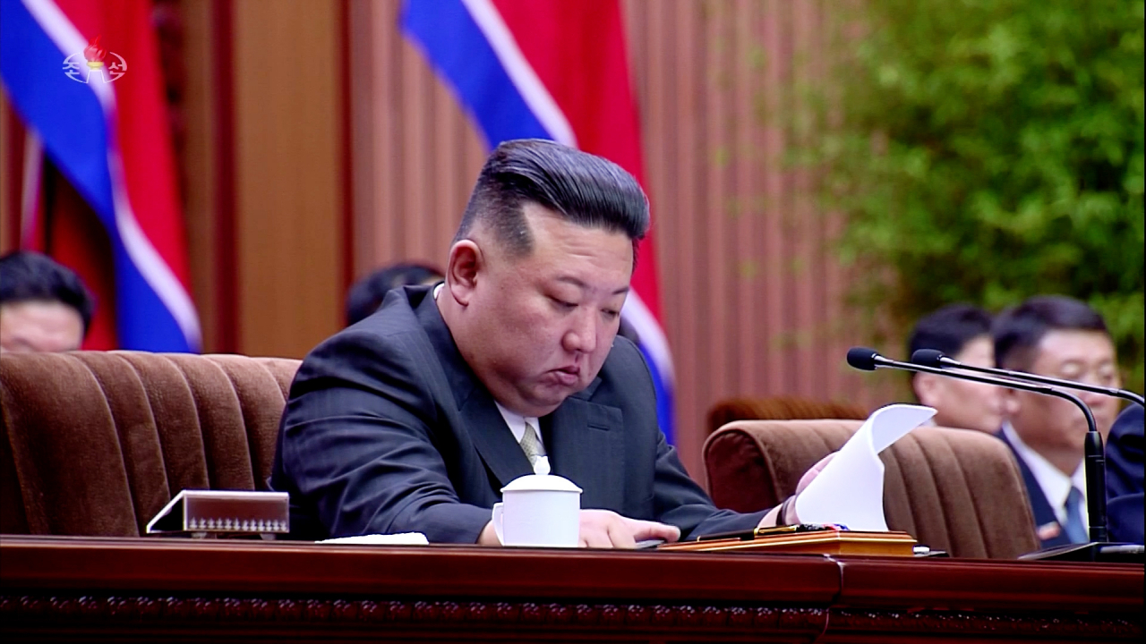 North Korean leader Kim Jong-un attends the ninth session of the 14th Supreme People's Assembly held Sept. 26-27 in Pyongyang, in this screenshot from the country's state-run Korean Central Television on Sept. 28. (Yonhap)