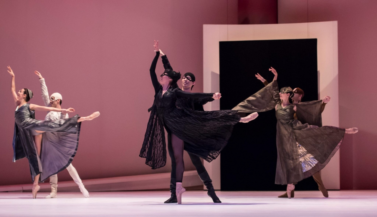 Korean ballet dancer An Jae-young (center, back) performs during “Romeo and Juliet.” (Monte-Carlo Ballet Company)