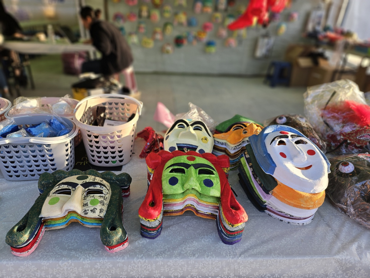 Works of participants at the Andong Maskdance Festival's do-it-yourself Korean tal making booth (Kim Hae-yeon/ The Korea Herald)