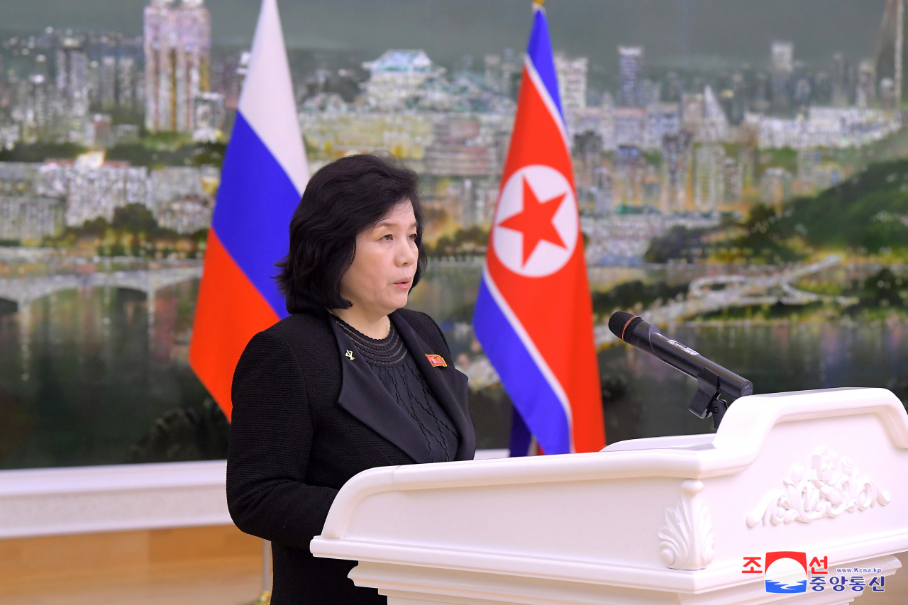 North Korean Foreign Minister Choe Son-hui delivers a welcome speech during a reception for her Russian counterpart, Sergei Lavrov, on Oct. 18, in this photo provided by the North's Korean Central News Agency. (Yonhap)