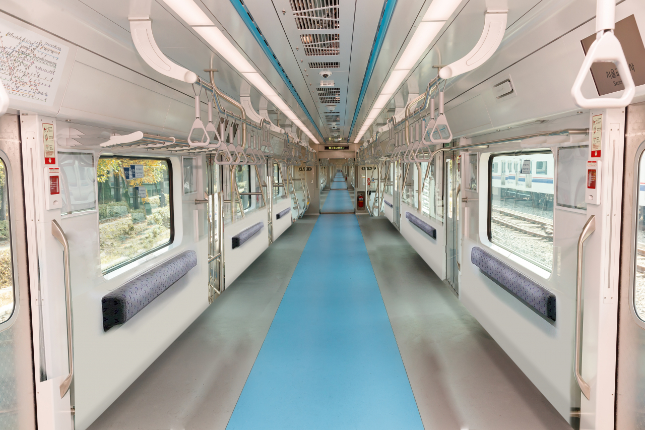 A subway car on Line No. 4 after seats have been removed (Seoul Metro)