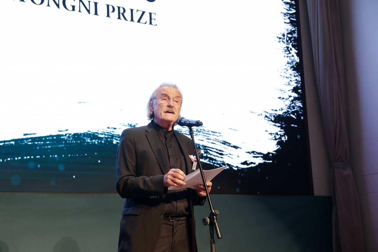 Christoph Ransmayr speaks during an award ceremony in Seoul, Thursday. (Toji Culture Foundation)