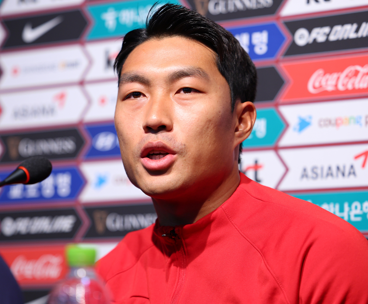 Song Ui-young, a South Korean-born midfielder for the Singaporean men's national football team, speaks at a press conference at Seoul World Cup Stadium in Seoul, Nov. 15, 2023. (Yonhap)