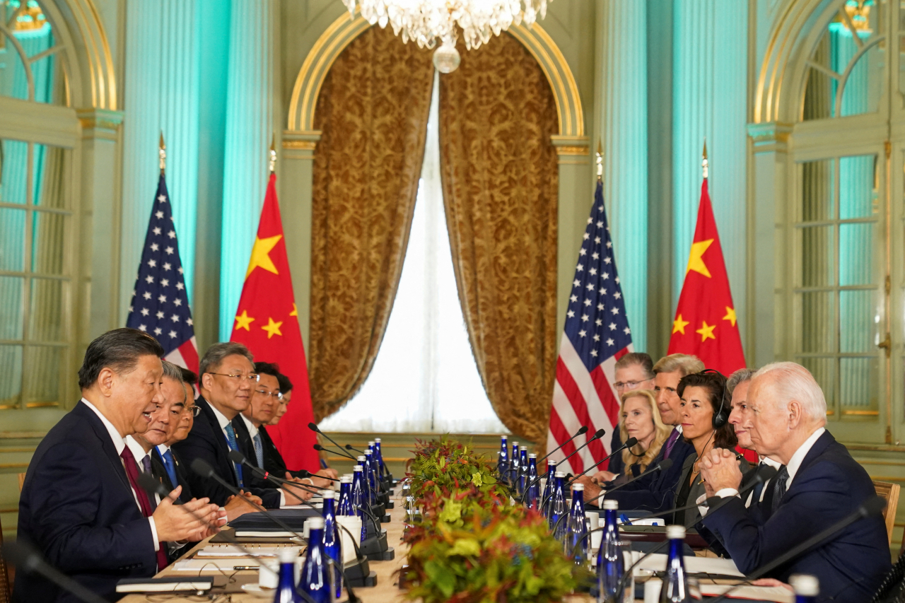 On Wednesday, US President Joe Biden and Chinese President Xi Jinping held a bilateral meeting at Filoli estate in Woodside, California. (Reuters-Yonhap)