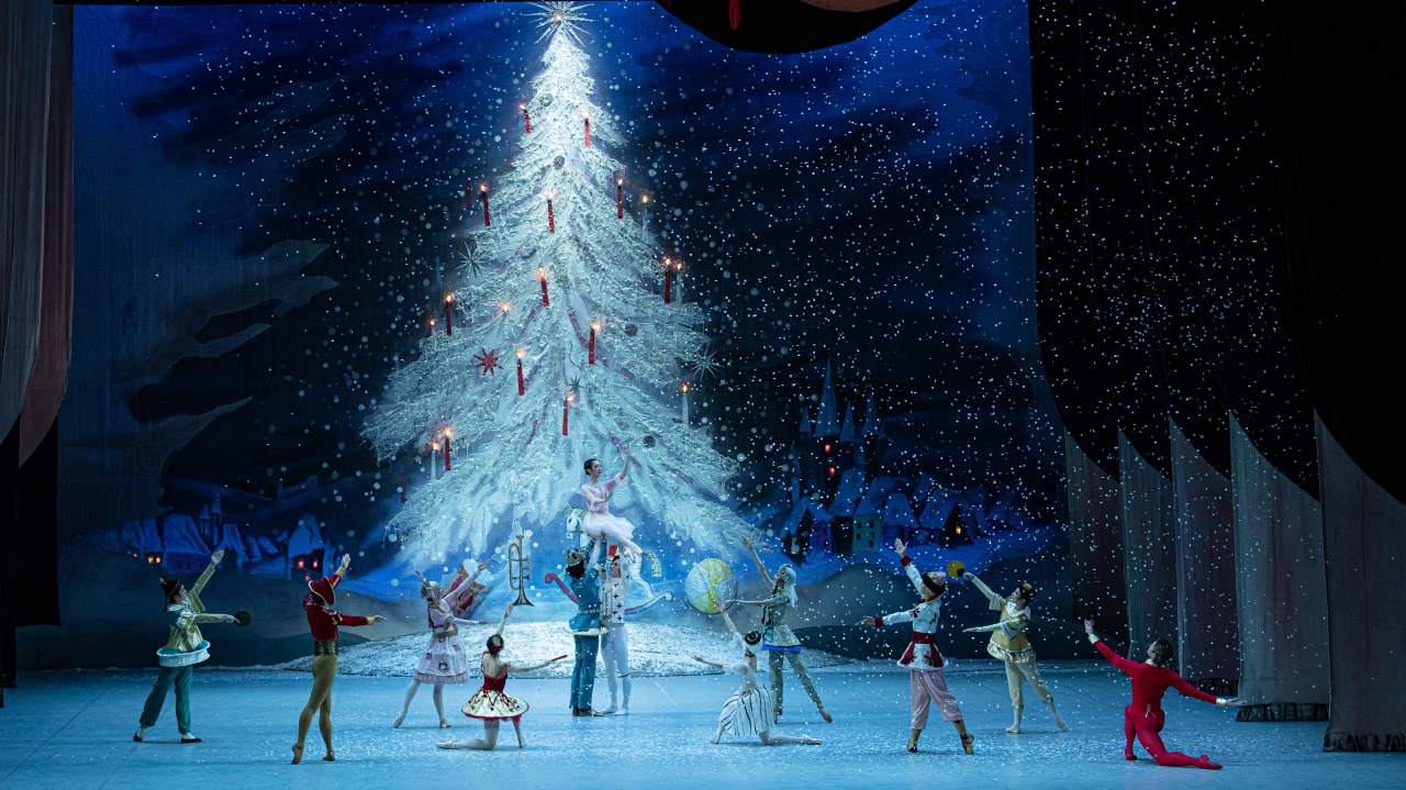 A scene from the Korean National Ballet’s production of “The Nutcracker” (KNB)