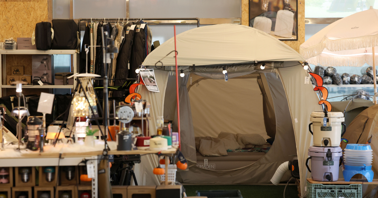 Camping equipment for sale at a camping store in Seoul, Nov. 13, 2023. (Newsis)