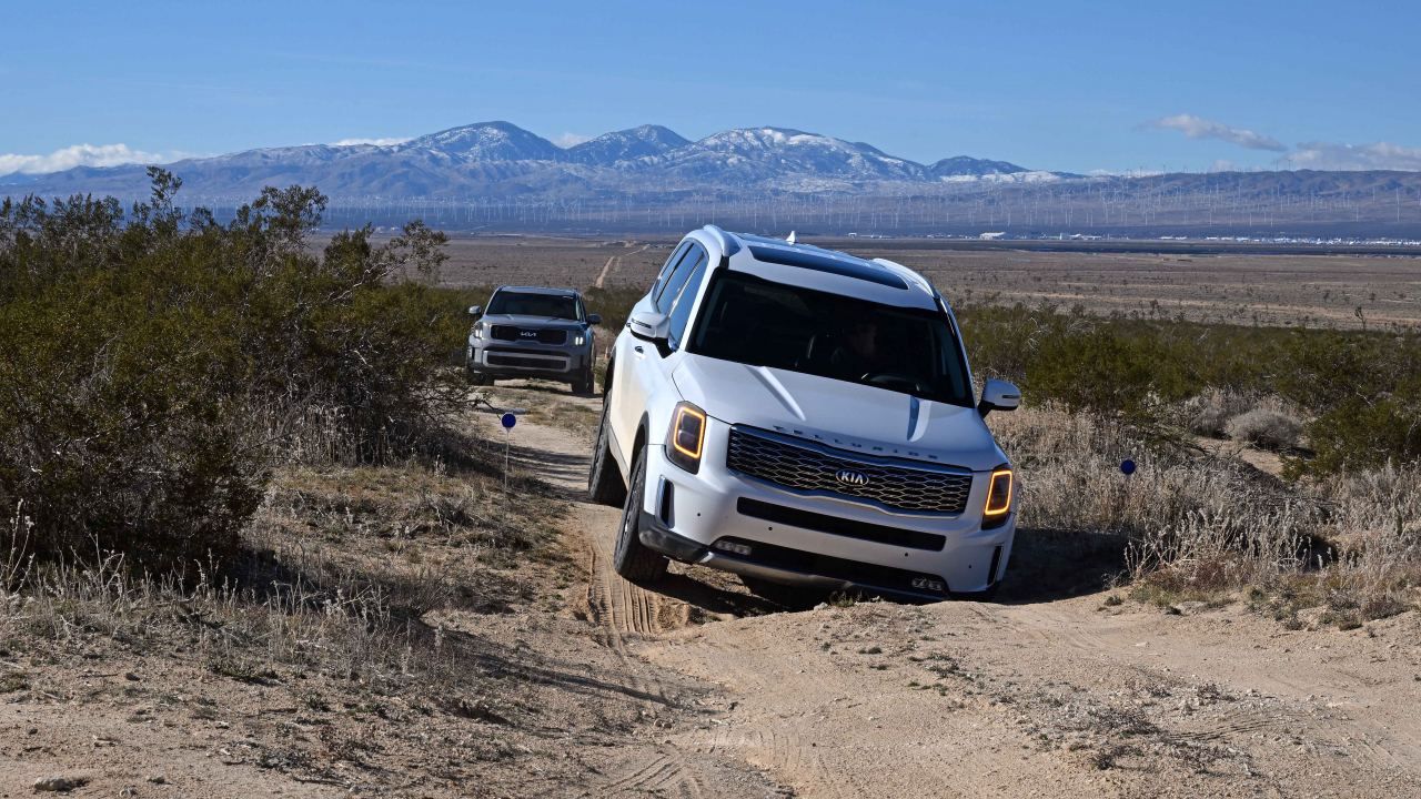 A Kia Telluride is put to the test on a steep, uneven dirt track at the 1.2-kilometer Traction Control System test course, for stability and off-road capabilities in challenging terrain. (Hyundai Motor Group)