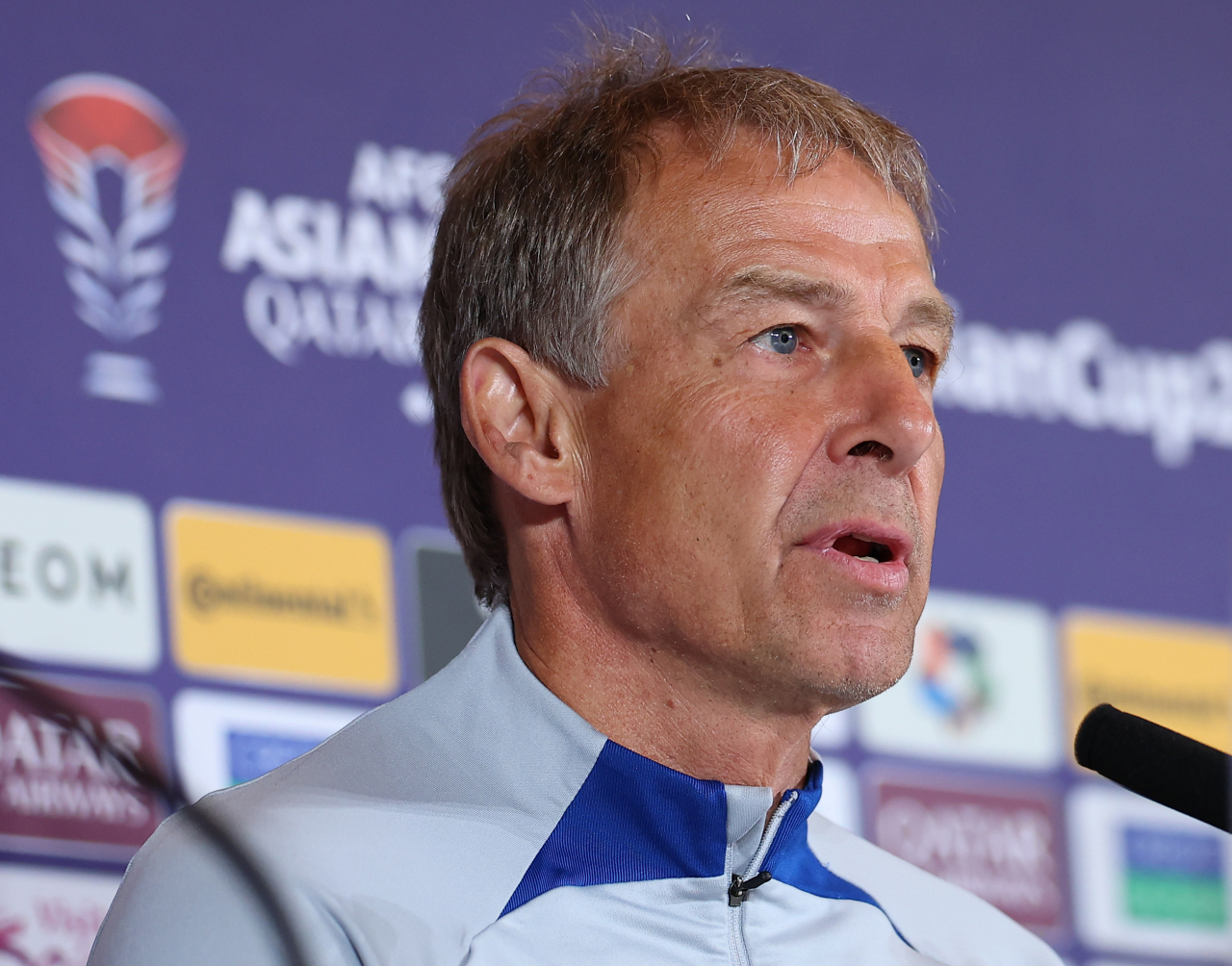 South Korea head coach Jurgen Klinsmann speaks at a press conference ahead of a Group E match against Jordan at the Asian Football Confederation Asian Cup at the Main Media Centre in Doha on Friday. (Yonhap)