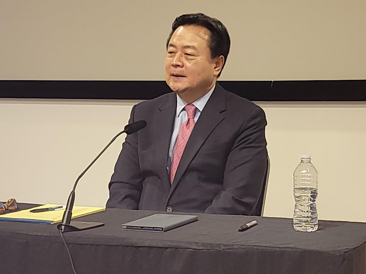 South Korean Ambassador to the United States Cho Hyun-dong speaks during a press briefing in Washington on Tuesday. (Yonhap)