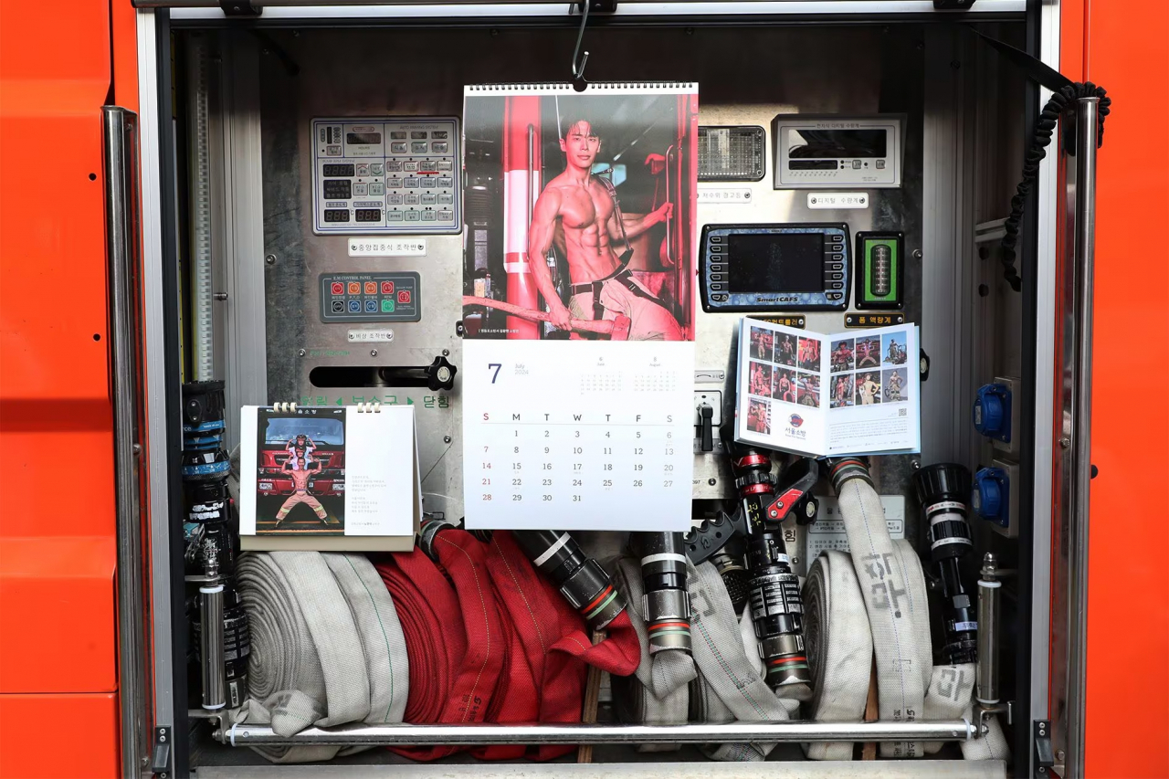 2024 calendars featuring shirtless firefighters (GS Retail)