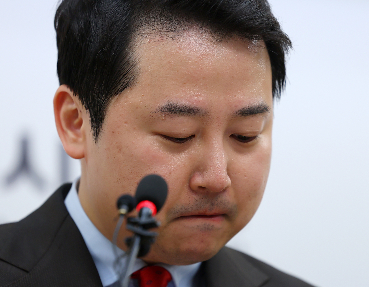 File photo shows Jang Ye-chan, a former Supreme Council member of the ruling People Power Party, who ran in the April 10 general elections as an independent lawmaker, speaking during a news conference on March 18. (Yonhap)