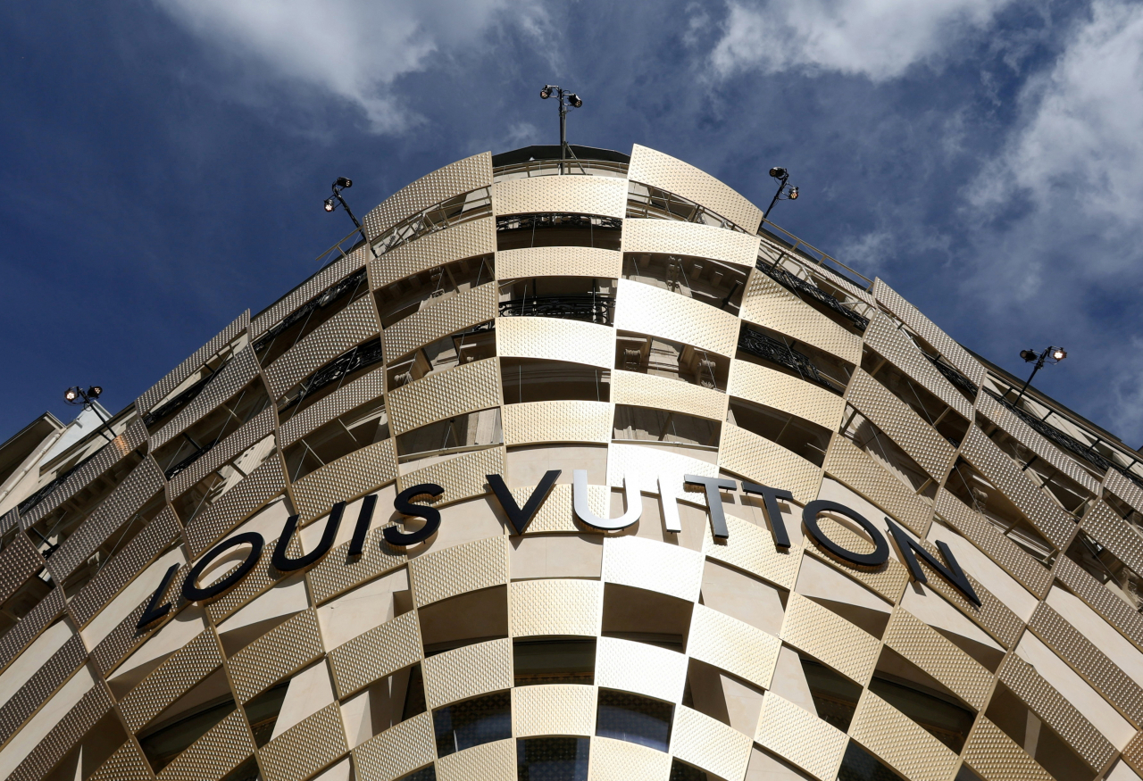A Louis Vuitton logo (AFP-Yonhap)
