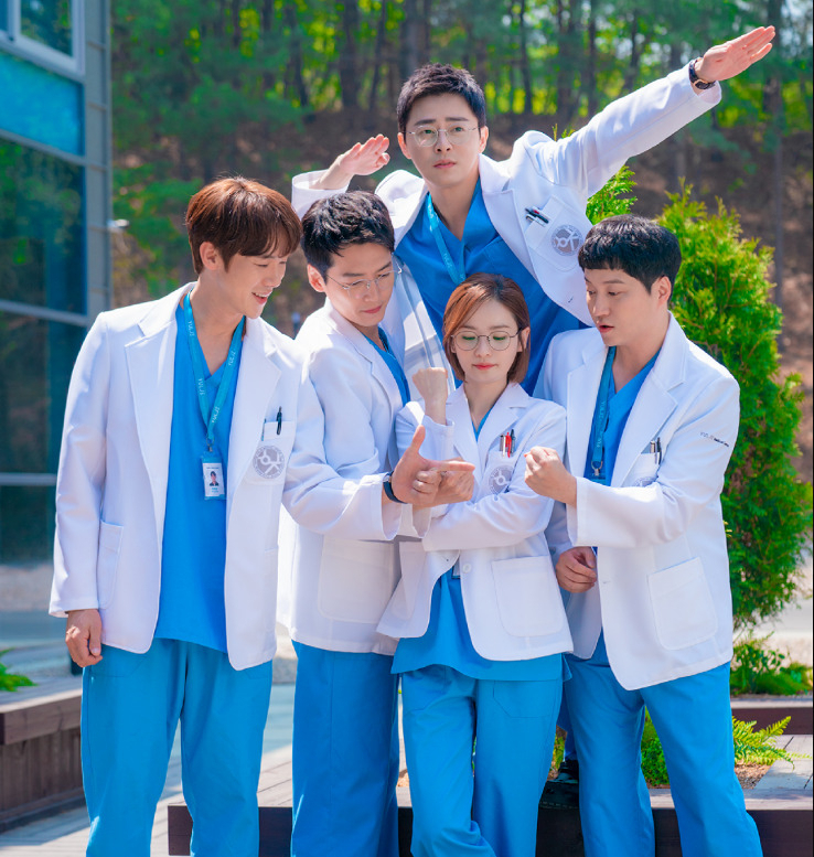 From left: Yoo Yeon-seok, Jung Kyoung-ho, Cho Jung-seok, Jeon Mi-do and Kim Dae-myung star 