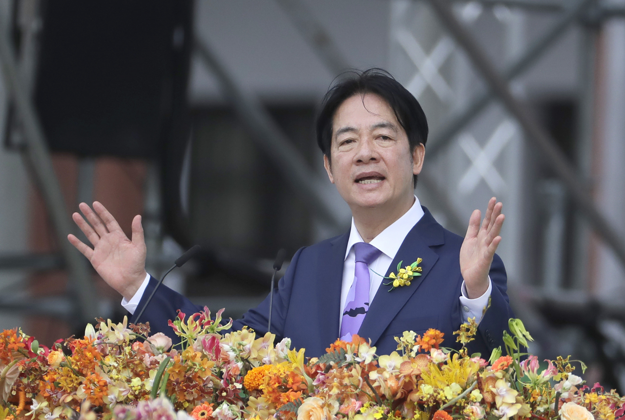 Taiwan's President Lai Ching-te delivers an acceptance speech during his inauguration ceremony in Taipei, Taiwan, Monday. (AP-Yonhap)