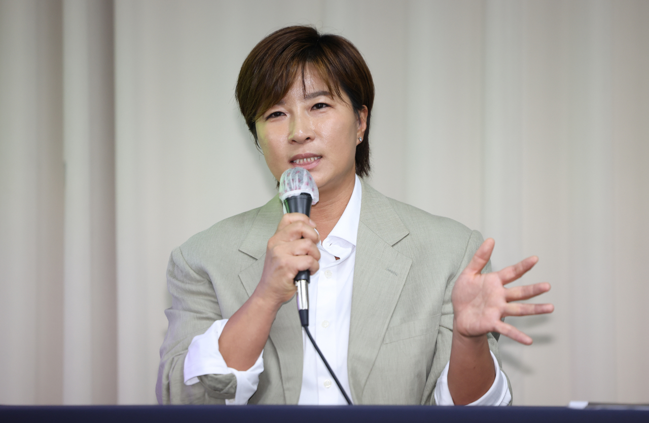 Pak Se-ri speaks at a press conference in Seoul on Tuesday. (Yonhap)