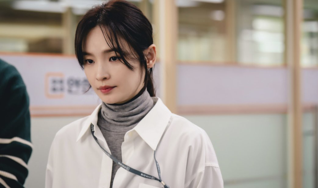 Jeon Mi-do plays the lead role in 