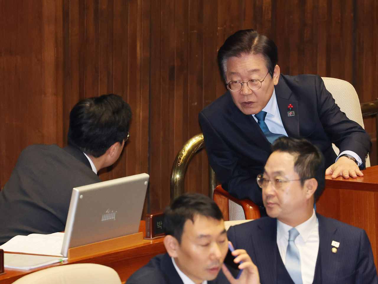 Assembly passes special counsel probe into Yoon's insurrection charges