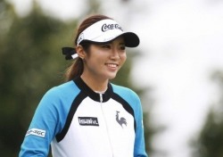 김경태 이보미, 일본기자들이 뽑은 최우수 남녀 선수
