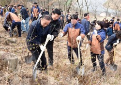 경주시, '제71회 식목일' 맞아 녹색환경 조성 앞장